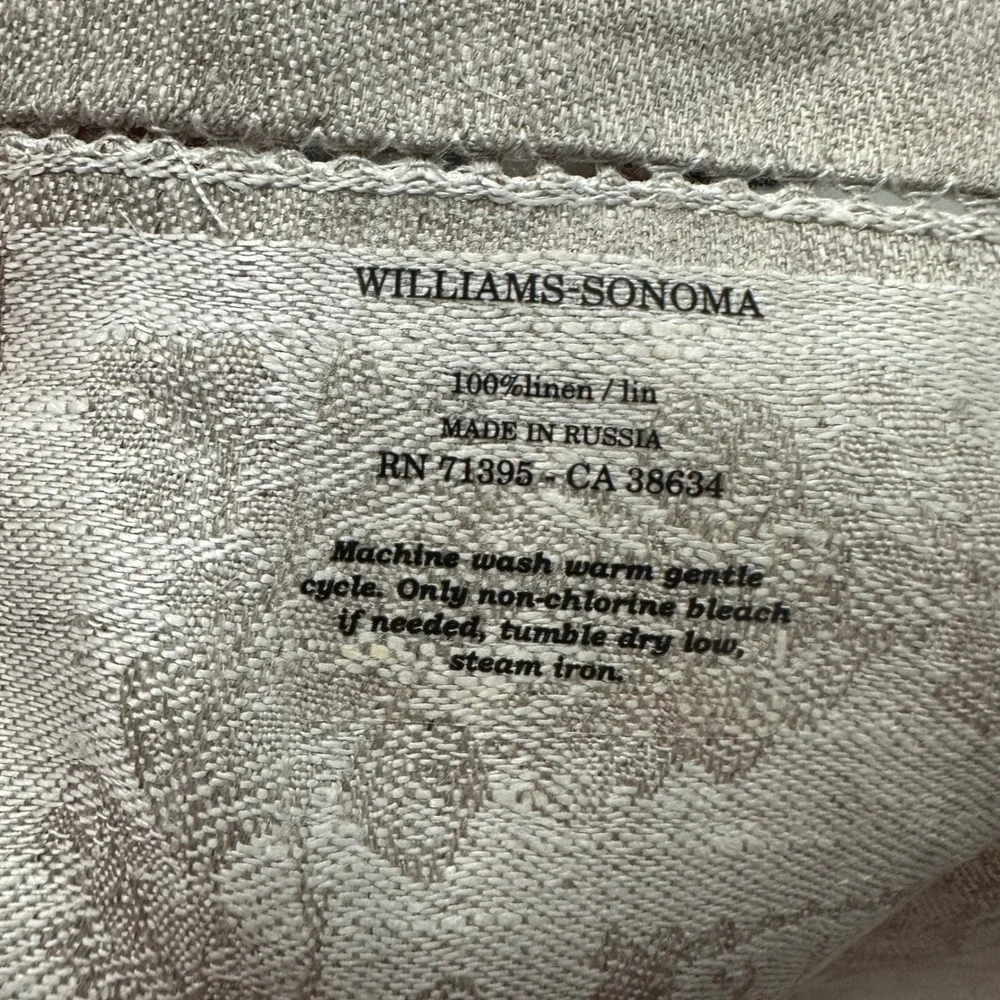 Williams-Sonoma Oatmeal 4 Piece Linen Damask- Patterned Napkins — NEW